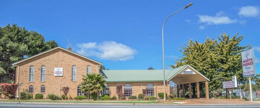 North Parkes Motel Exteriör bild