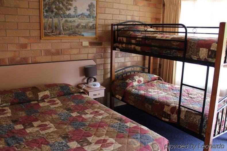 North Parkes Motel Exteriör bild
